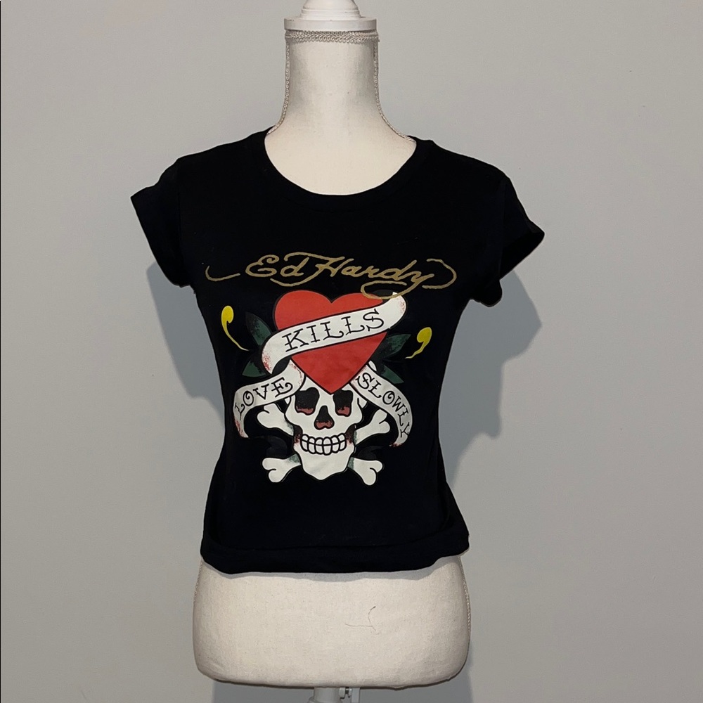 Ed Hardy graphic tee shortsleeve Y2k Grunge Goth dark feminine